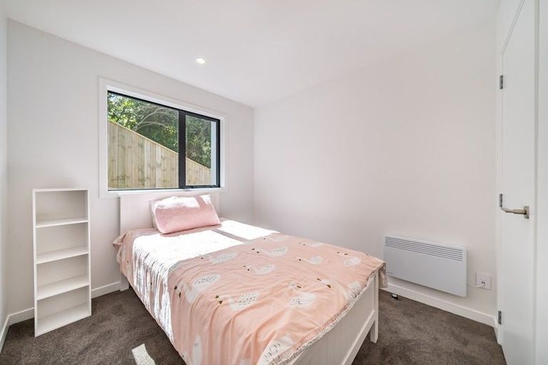 Photo of property in 11e Barberry Grove, Maungaraki, Lower Hutt, 5010