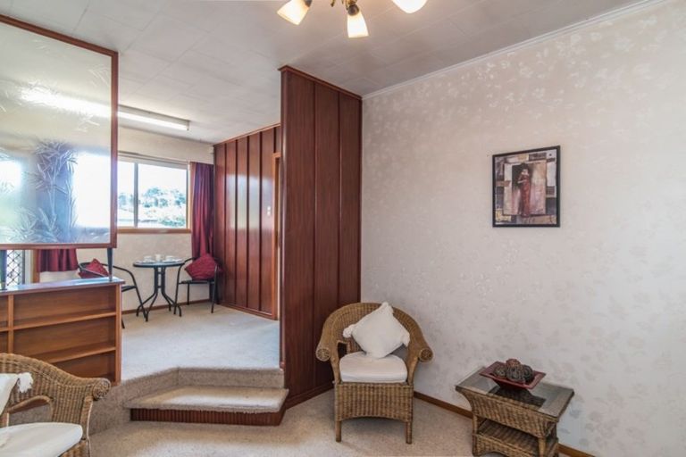 Photo of property in 35 Glen Road, Raumati South, Paraparaumu, 5032