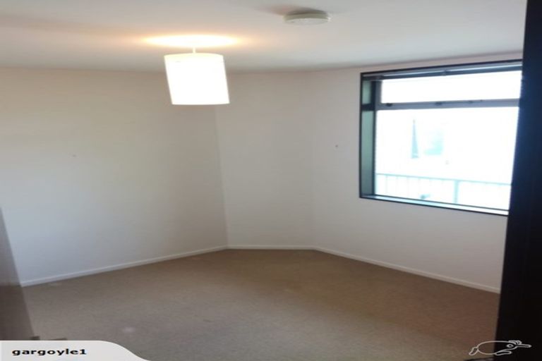 Photo of property in 8k Finlay Terrace, Mount Cook, Wellington, 6021