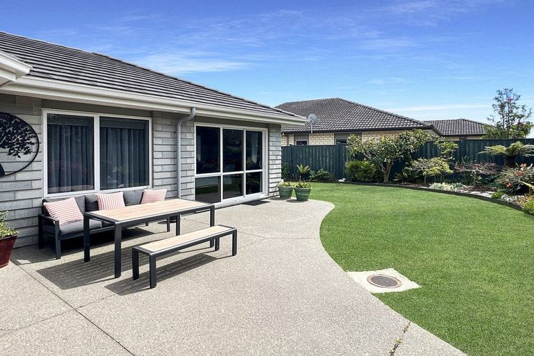 Photo of property in 65 Capriana Drive, Karaka, Papakura, 2113