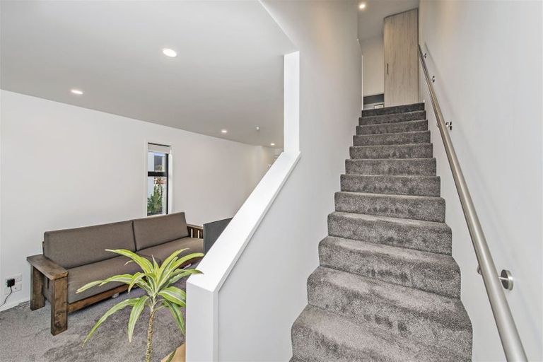 Photo of property in 2/241 Lincoln Road, Addington, Christchurch, 8024