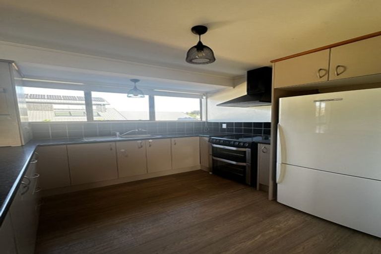 Photo of property in 2/33 Golf Road, Mount Maunganui, 3116