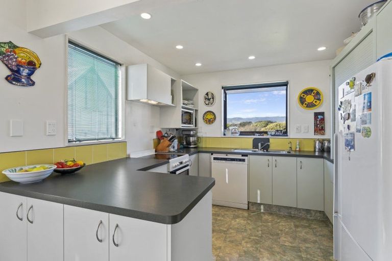 Photo of property in 5 Moana Street, Otaki Beach, Otaki, 5512