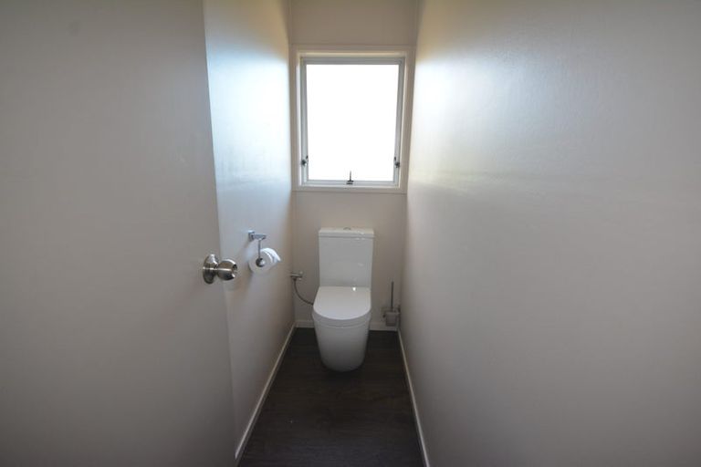 Photo of property in 7 Vonnell Place, Birkdale, Auckland, 0626