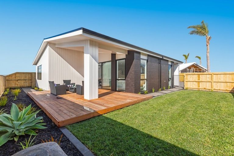 Photo of property in 67 Montiicola Drive, Papamoa Beach, Papamoa, 3118