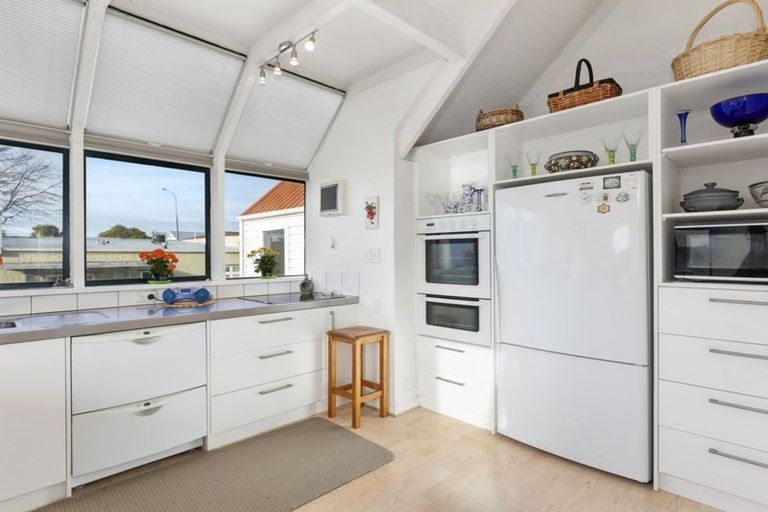 Photo of property in 245 Highgate, Roslyn, Dunedin, 9010