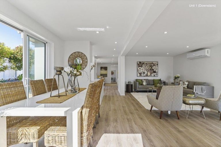 Photo of property in 16 Paisley Street, Mellons Bay, Auckland, 2014