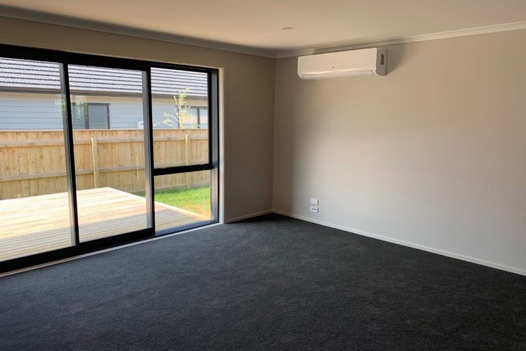 Photo of property in 8 Dida Park Drive, Kumeu, 0810