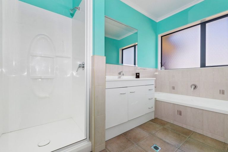 Photo of property in 10 Owhatiura Drive, Lynmore, Rotorua, 3010