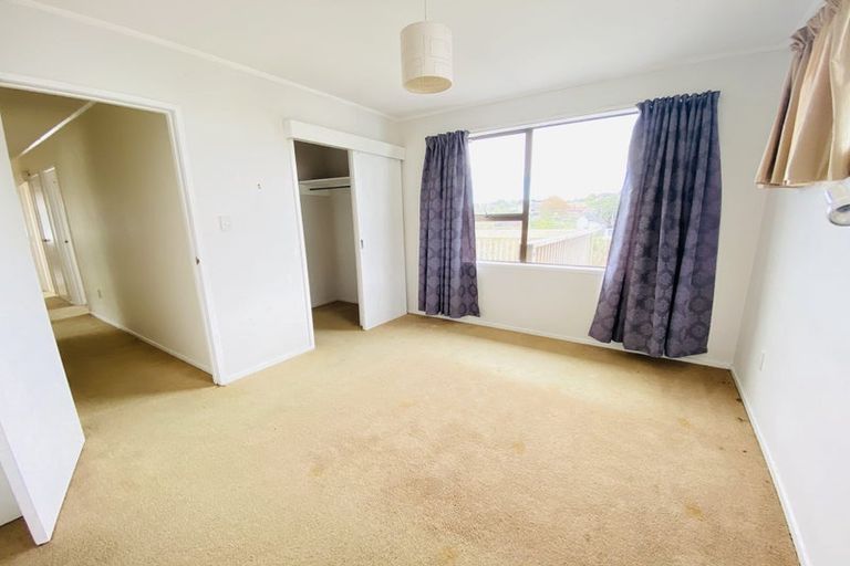 Photo of property in 93 Stapleford Crescent, Browns Bay, Auckland, 0630