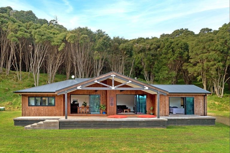 Photo of property in 403 Matokitoki Valley Road, Matokitoki, Gisborne, 4071
