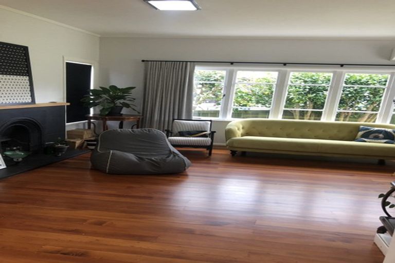 Photo of property in 317 River Road, Claudelands, Hamilton, 3214