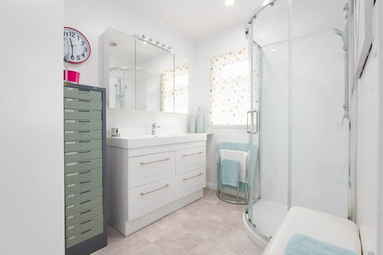 Photo of property in 2 Dunsford Mews, Hamilton Central, Hamilton, 3204