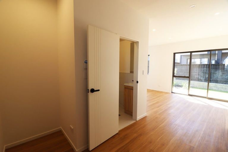 Photo of property in 16 Rana Road, Flat Bush, Auckland, 2019