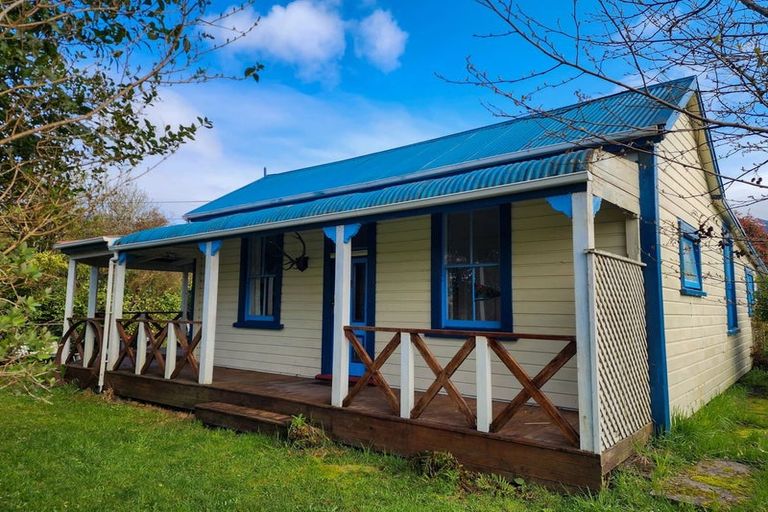 Photo of property in 5 Town Belt South, Blackball, 7804