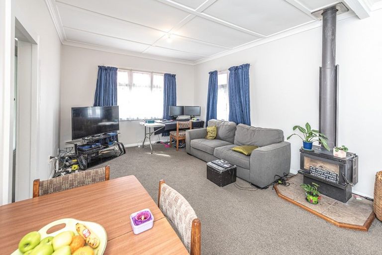 Photo of property in 15 Rata Street, Gonville, Whanganui, 4501