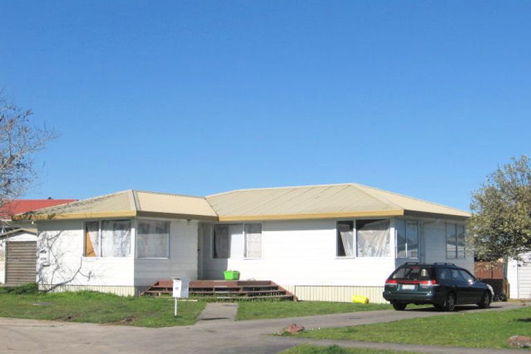 Photo of property in 17 Elsie Morton Place, Papakura, 2110
