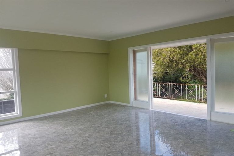 Photo of property in 171a Titirangi Road, New Lynn, Auckland, 0600
