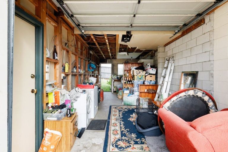 Photo of property in 32 Forest Lake Road, Forest Lake, Hamilton, 3200