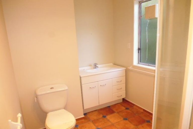 Photo of property in 14 Lone Tree Grove, Kelson, Lower Hutt, 5010