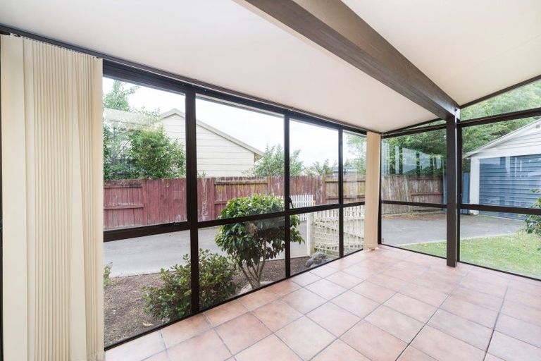 Photo of property in 14 Gladys Place, Kelvin Grove, Palmerston North, 4414