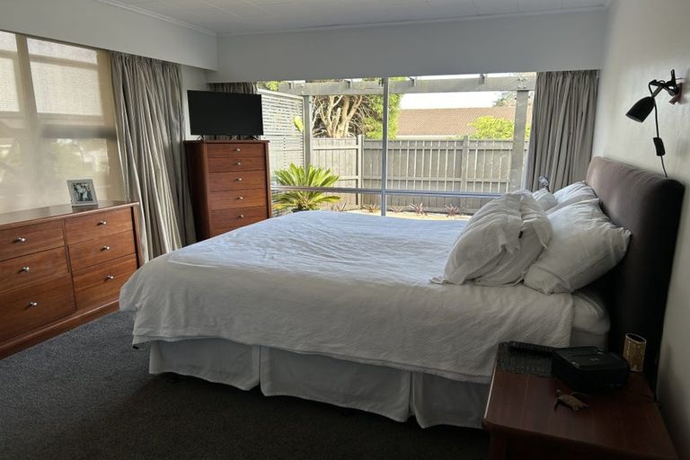 Photo of property in 23 Truby King Street, Merrilands, New Plymouth, 4312