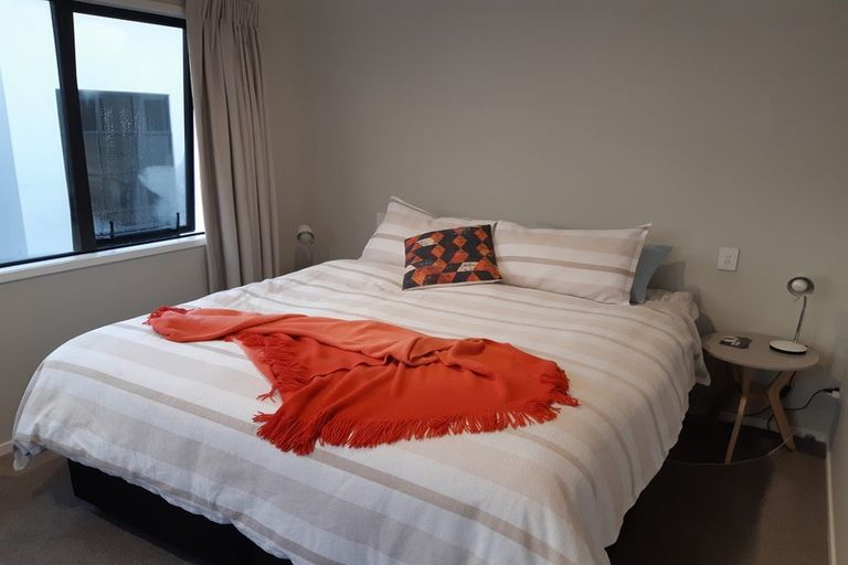 Photo of property in 2/13 Beale Street, Hamilton East, Hamilton, 3216