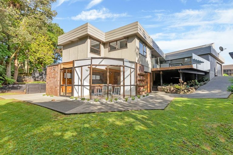 Photo of property in 233 Fairway Drive, Te Kamo, Whangarei, 0112