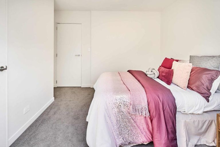 Photo of property in 45 John Street, Stokes Valley, Lower Hutt, 5019