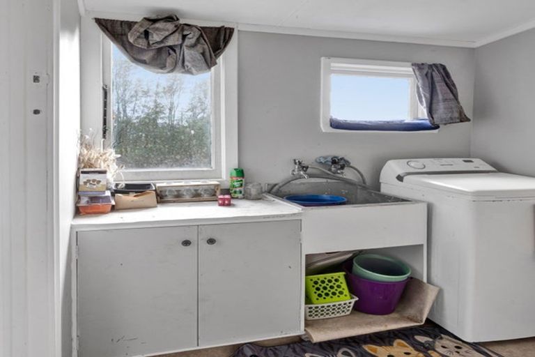 Photo of property in 65 Wallscourt Place, Normanby, Hawera, 4614