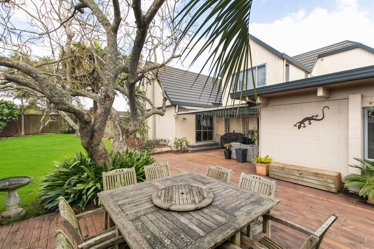 Photo of property in 1 Yacht Place, Bucklands Beach, Auckland, 2012