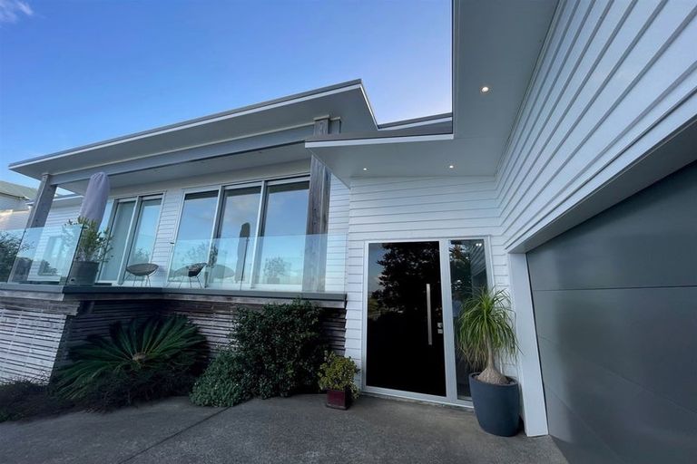 Photo of property in 9 Siesta Terrace, Gulf Harbour, Whangaparaoa, 0930