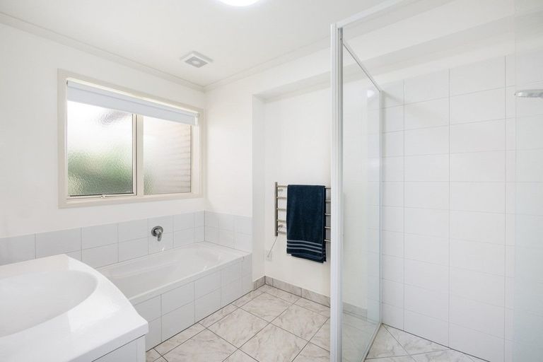 Photo of property in 14 Tohora View, Waihi Beach, 3611