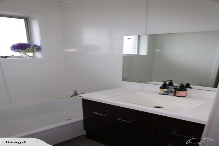 Photo of property in 8a Tybalt Street, Stratford, 4332