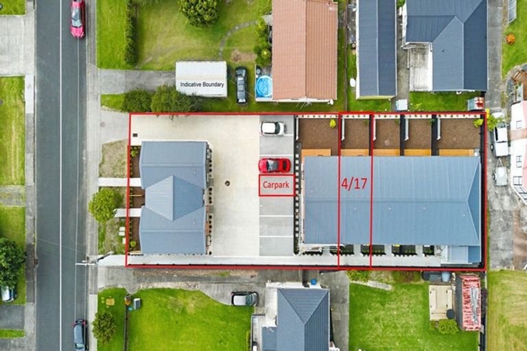 Photo of property in 4/17 Rewarewa Road, Te Atatu Peninsula, Auckland, 0610