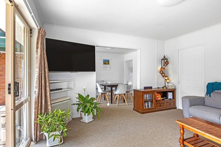 Photo of property in 2/29 Loughton Street, Burwood, Christchurch, 8083