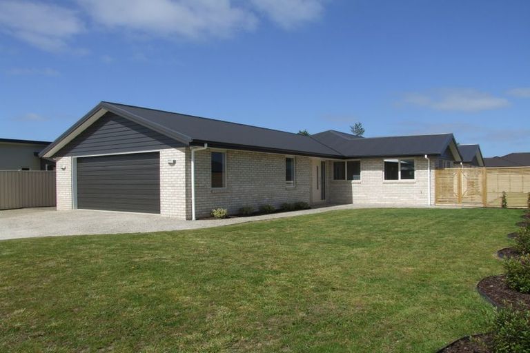 Photo of property in 7 Caledonia Drive, Mosgiel, 9024
