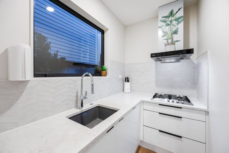 Photo of property in 41 Windlass Street, Long Bay, Auckland, 0630