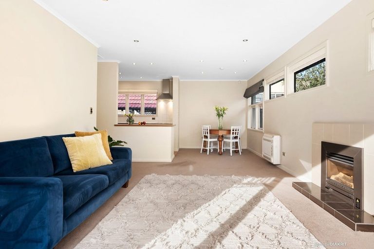 Photo of property in 38b Agra Crescent, Khandallah, Wellington, 6035