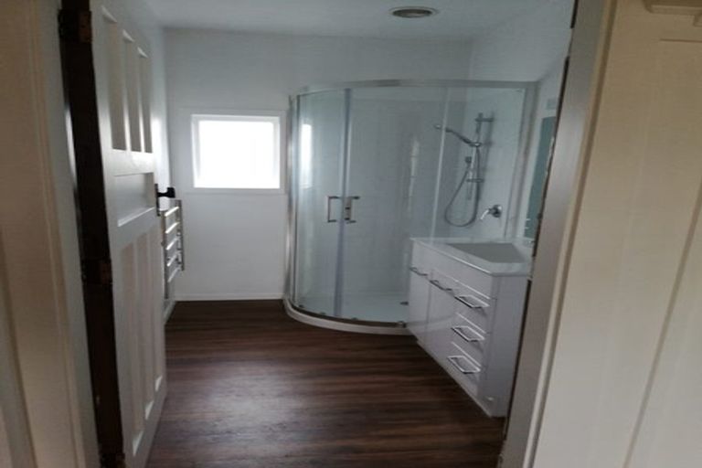 Photo of property in 17 Scott Street, Sydenham, Christchurch, 8023