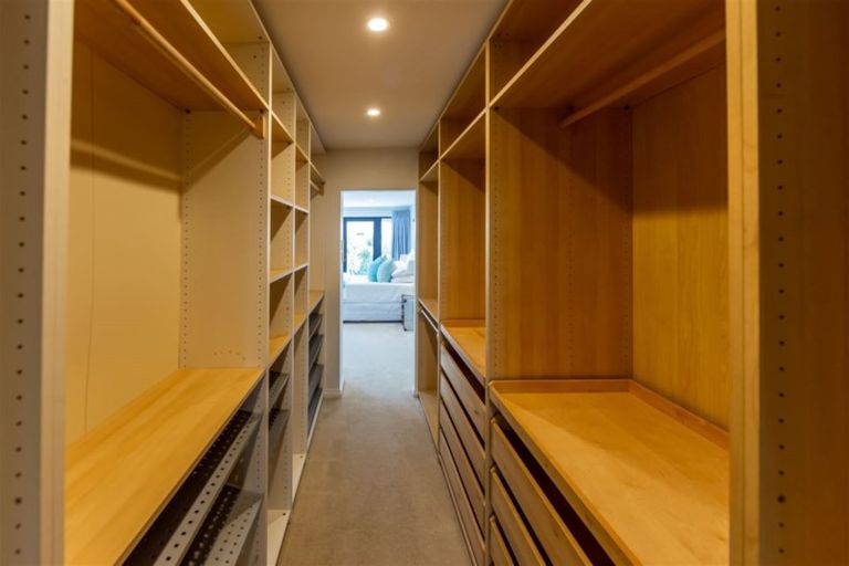 Photo of property in 15 Delhi Place, Cashmere, Christchurch, 8022