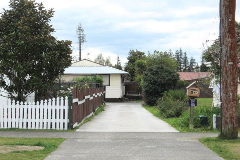 Photo of property in 19 Corlett Street, Utuhina, Rotorua, 3015