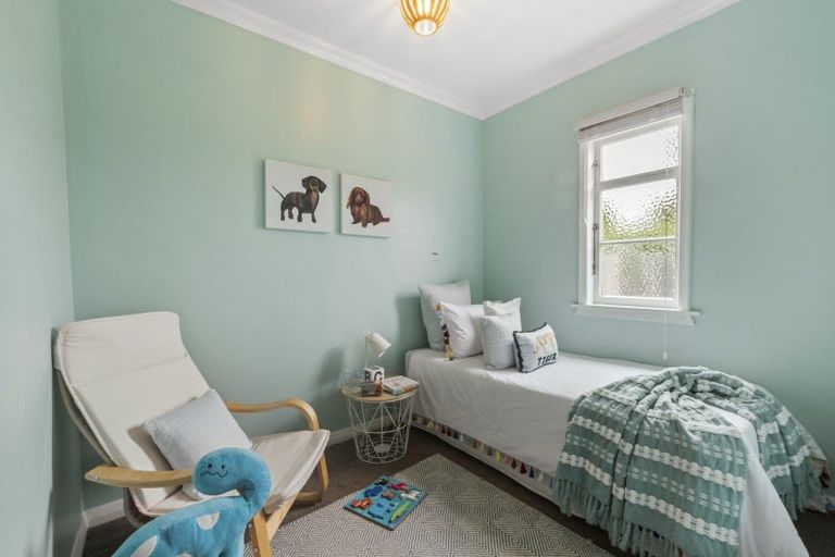 Photo of property in 19 Rutland Street, Levin, 5510