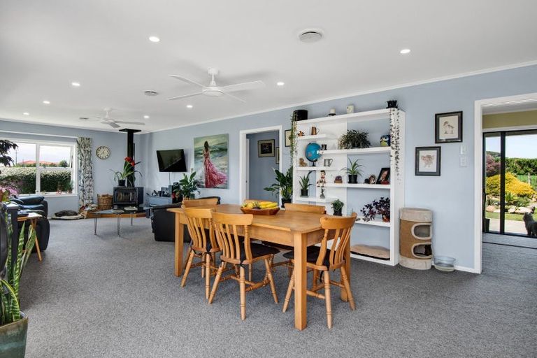 Photo of property in 3624 Eltham Road, Opunake, 4682