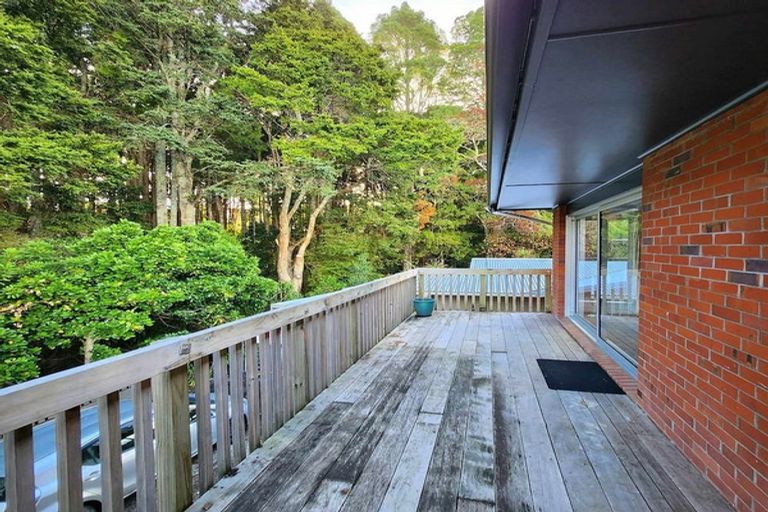 Photo of property in 69 Holland Road, Hillcrest, Auckland, 0627