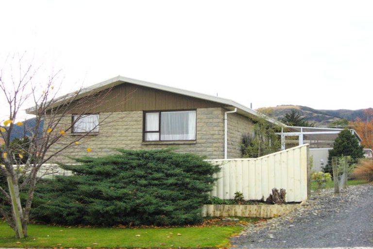 Photo of property in 2 Surrey Street, Tapanui, 9522