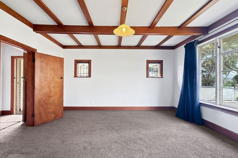 Photo of property in 24 Milverton Avenue, Hokowhitu, Palmerston North, 4410