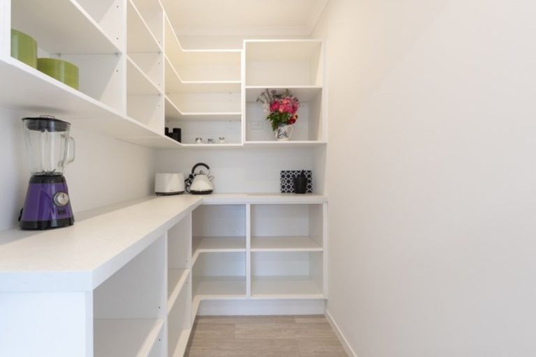 Photo of property in 82 Bert Wall Drive, Omokoroa, 3114