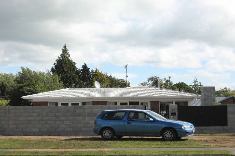 Photo of property in 68 Wordsworth Street, Leamington, Cambridge, 3432