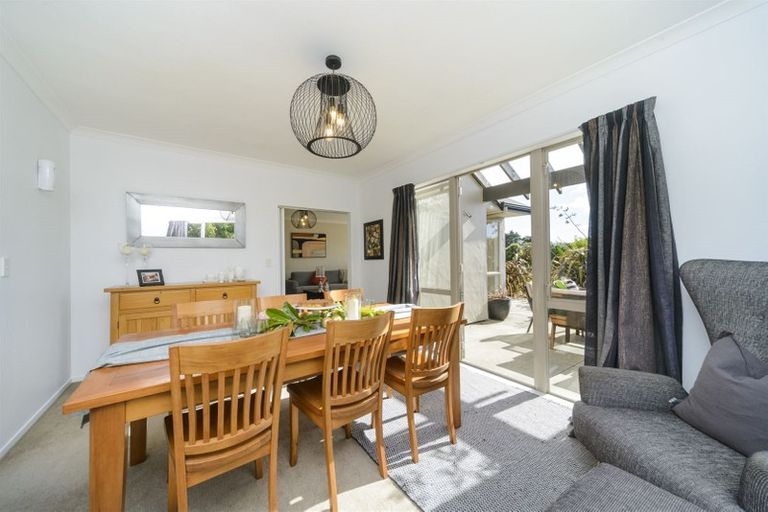 Photo of property in 72 Aranui Road, Kairanga, Palmerston North, 4475